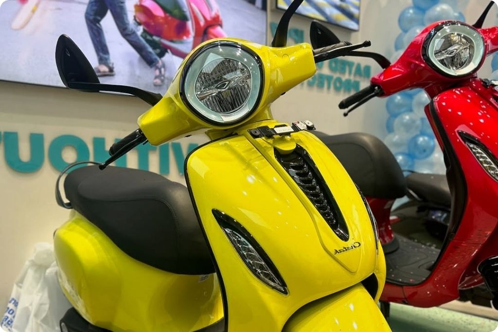 Bajaj Chetak 3503