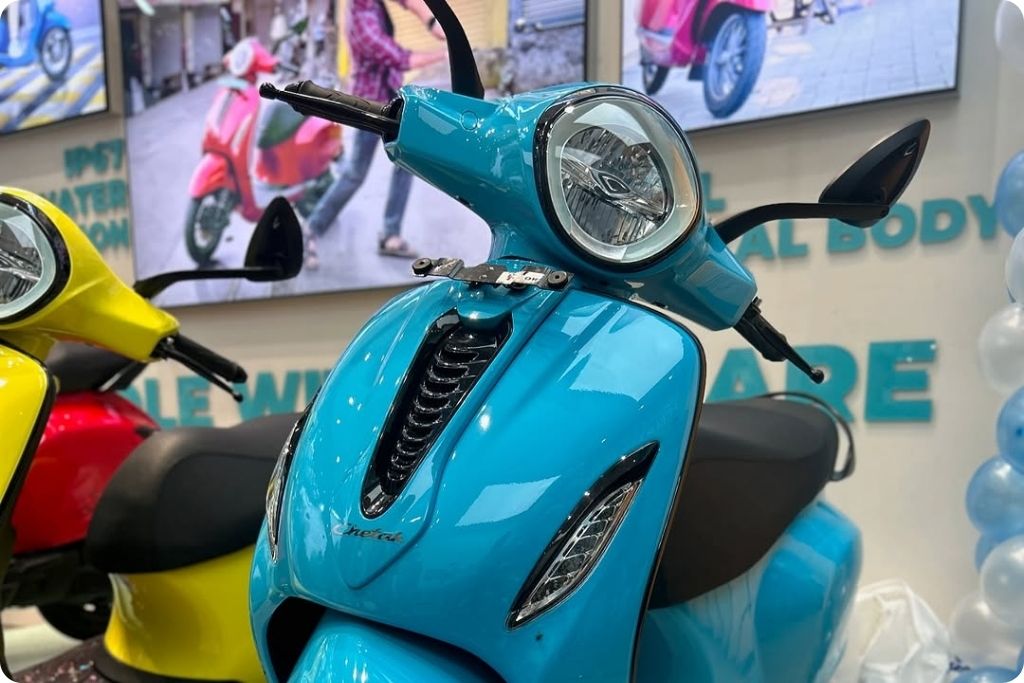 Bajaj Chetak 3503